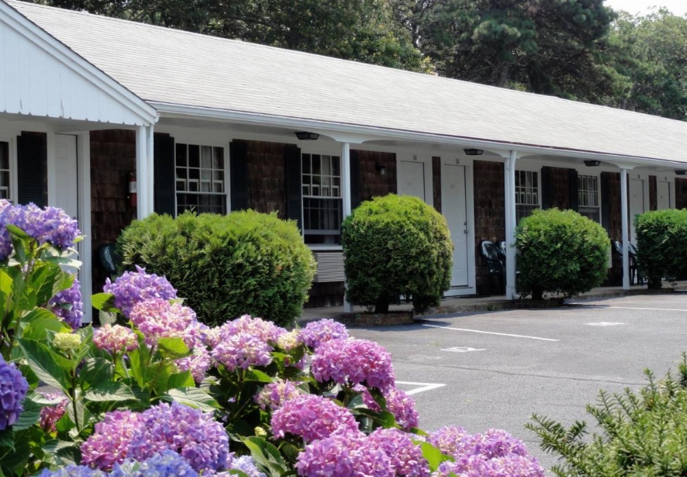 The Chatham Motel Image 11